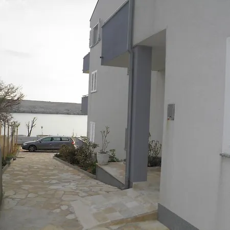 Apartment Perla *
